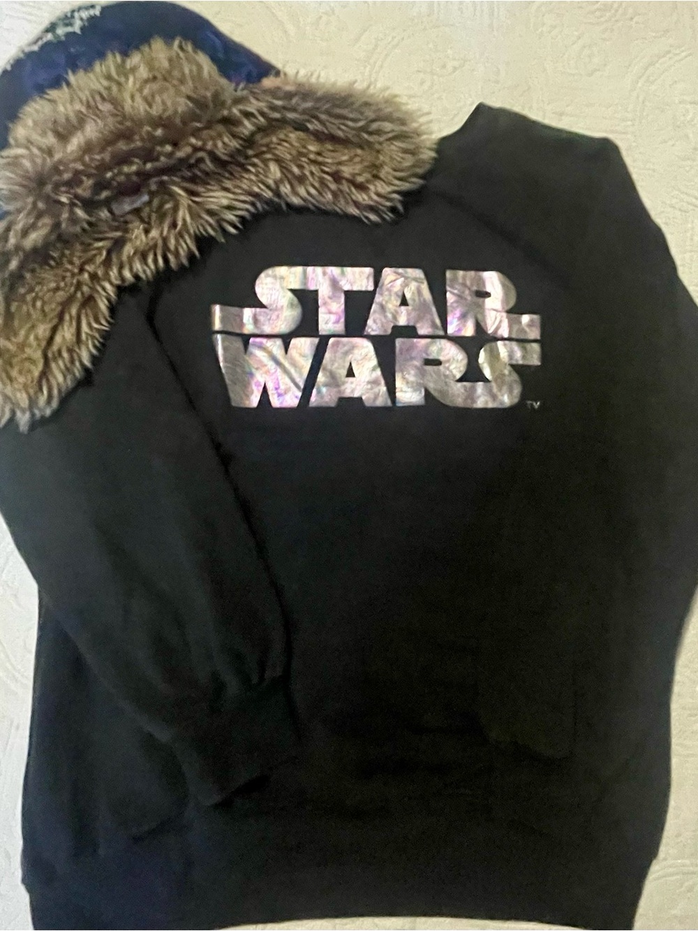 Star Wars Holographic Logo XL Sweatshirt & Fair Isle Knot Trapper Hat set